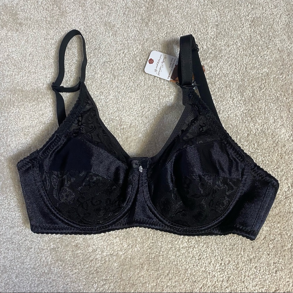 NWT Vollence black pocket bra size 34